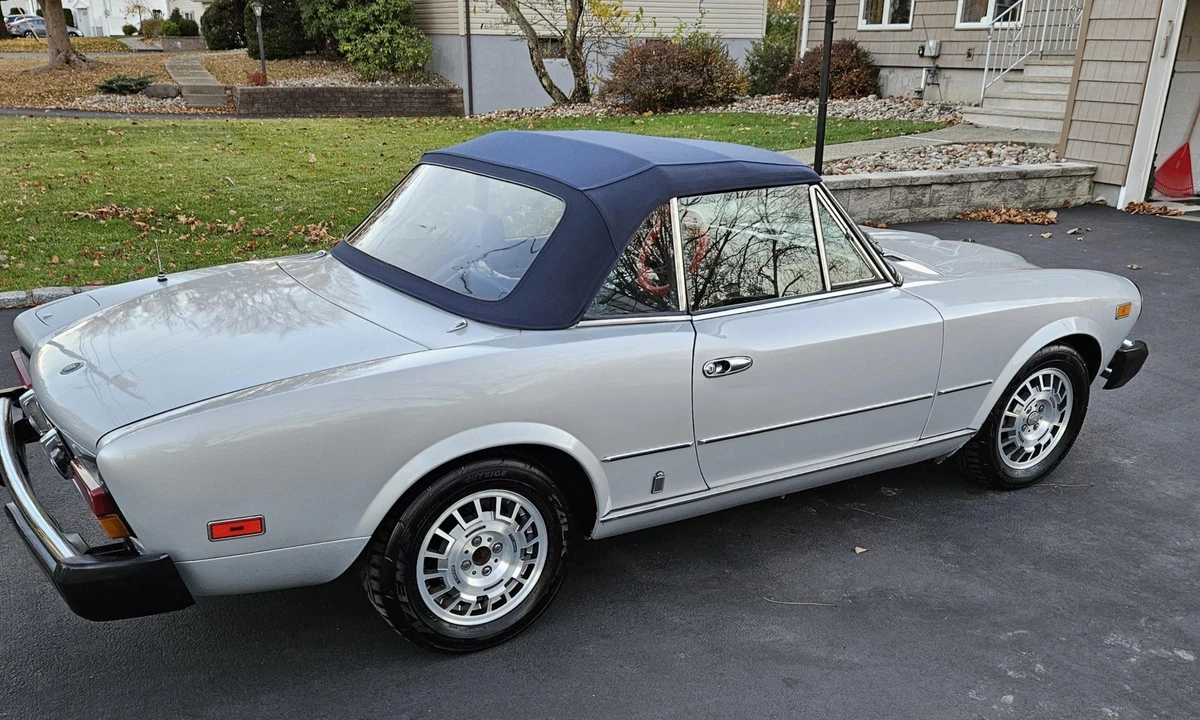 1981 Fiat 124 Sport Spider - Image 20 of 31
