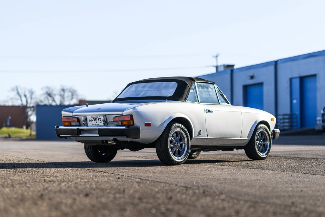 1981 Fiat 124 Sport Spider - Image 28 of 31
