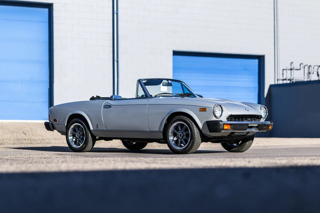 1981 Fiat 124 Sport Spider - Image 13 of 31