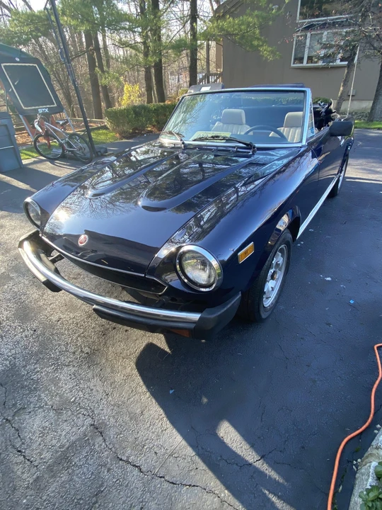 1981 Fiat 124 Sport Spider - Image 13 of 31