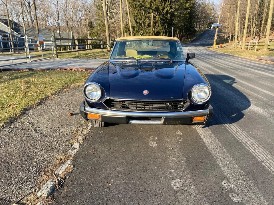 1981 Fiat 124 Sport Spider - Image 8 of 31