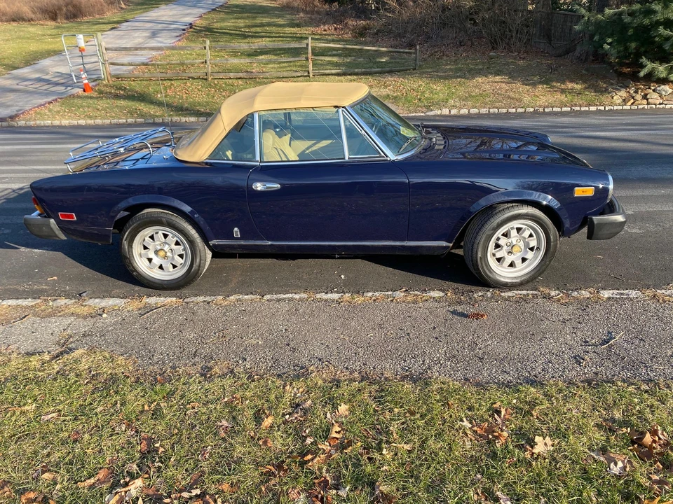 1981 Fiat 124 Sport Spider - Image 3 of 31