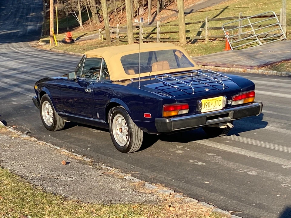 1981 Fiat 124 Sport Spider - Image 19 of 31