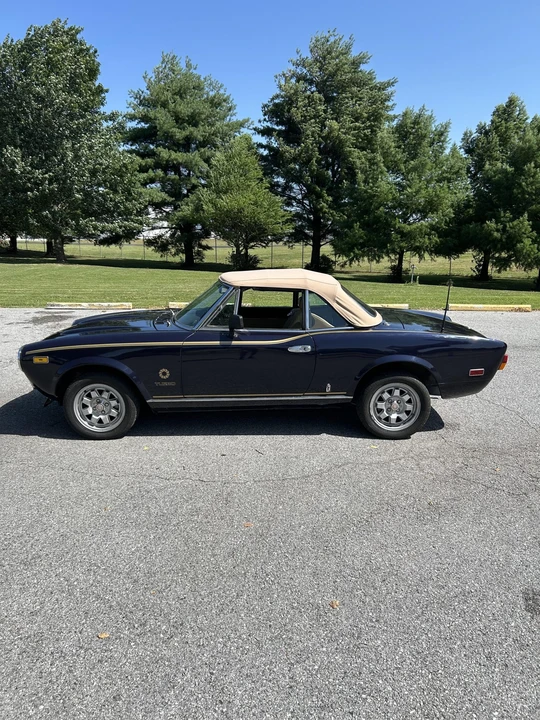1981 Fiat 124 Sport Spider - Image 4 of 31
