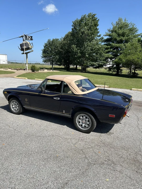 1981 Fiat 124 Sport Spider - Image 5 of 31