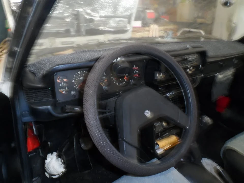 1981 Lancia Beta - Image 9 of 11