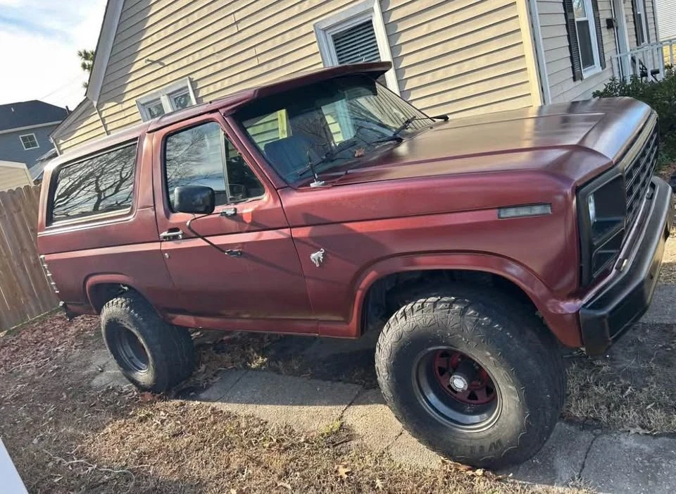 1981 Ford Bronco 2nd Gen - Image 2 of 4