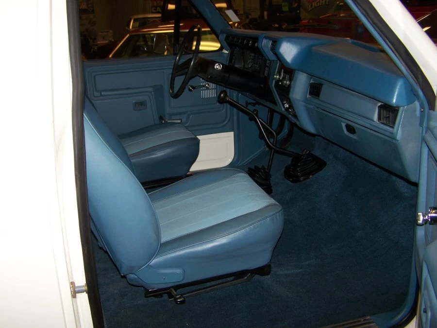 1981 Ford Bronco 3rd Gen - Image 6 of 12