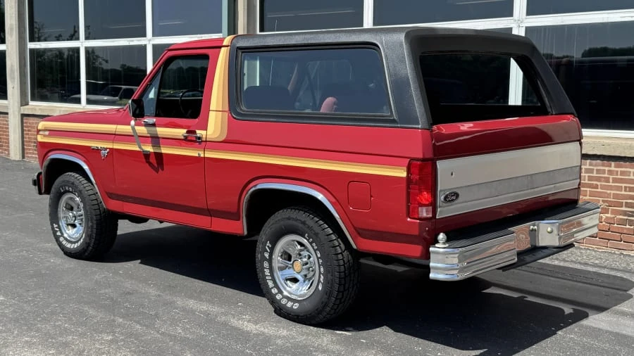 1981 Ford Bronco 3rd Gen - Image 3 of 11