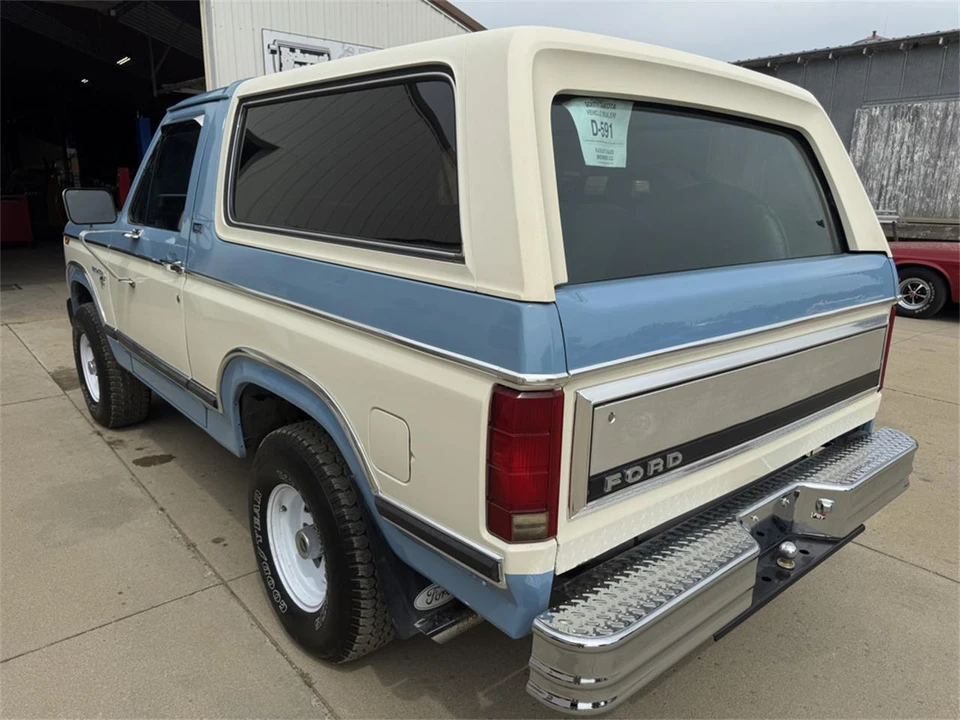 1981 Ford Bronco 3rd Gen - Image 5 of 31