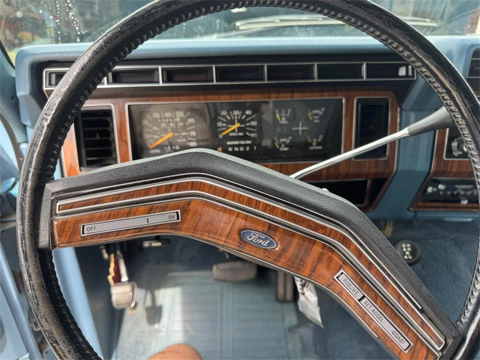 1981 Ford Bronco 3rd Gen - Image 13 of 31