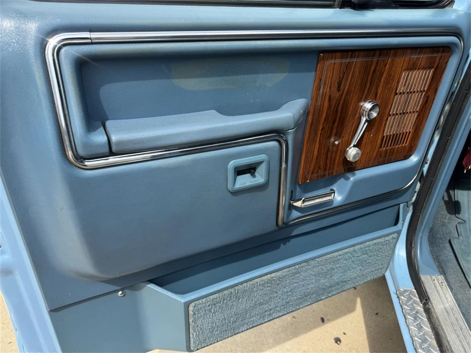 1981 Ford Bronco 3rd Gen - Image 19 of 31