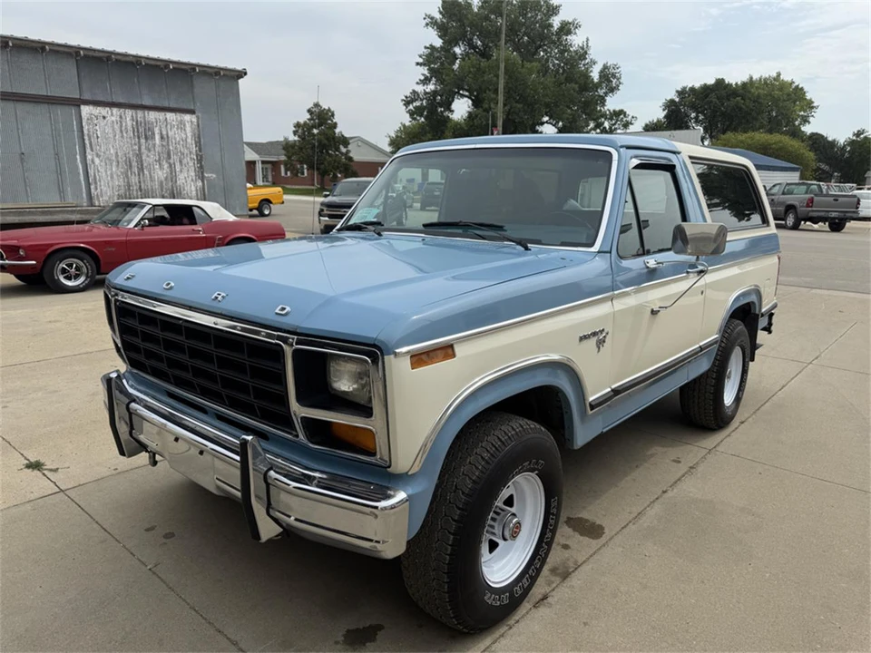 1981 Ford Bronco 3rd Gen - Image 3 of 31