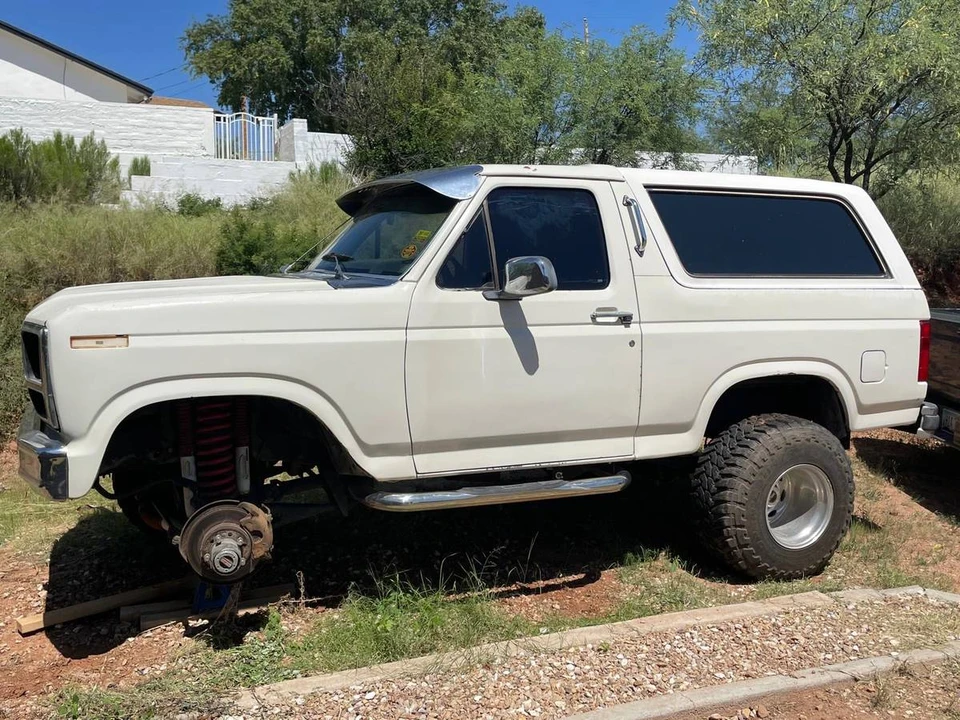 1981 Ford Bronco 3rd Gen - Image 3 of 8
