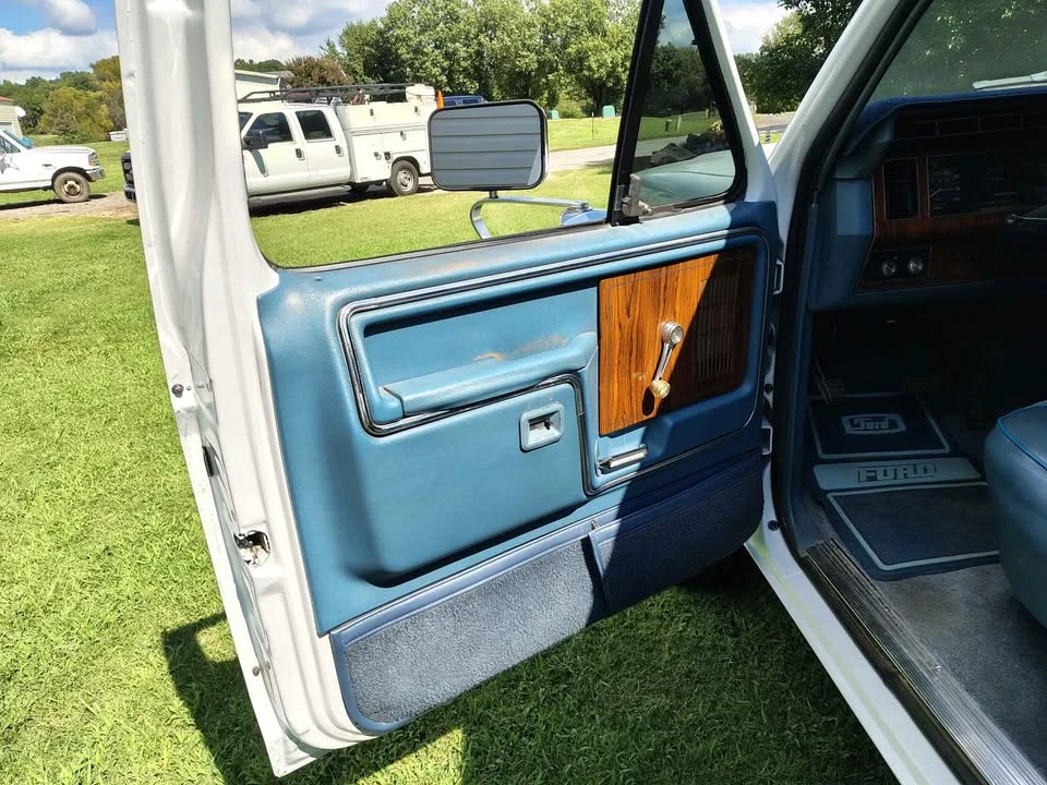 1981 Ford Bronco 3rd Gen - Image 8 of 16