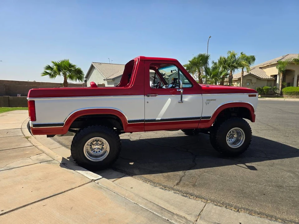 1981 Ford Bronco 3rd Gen - Image 4 of 8