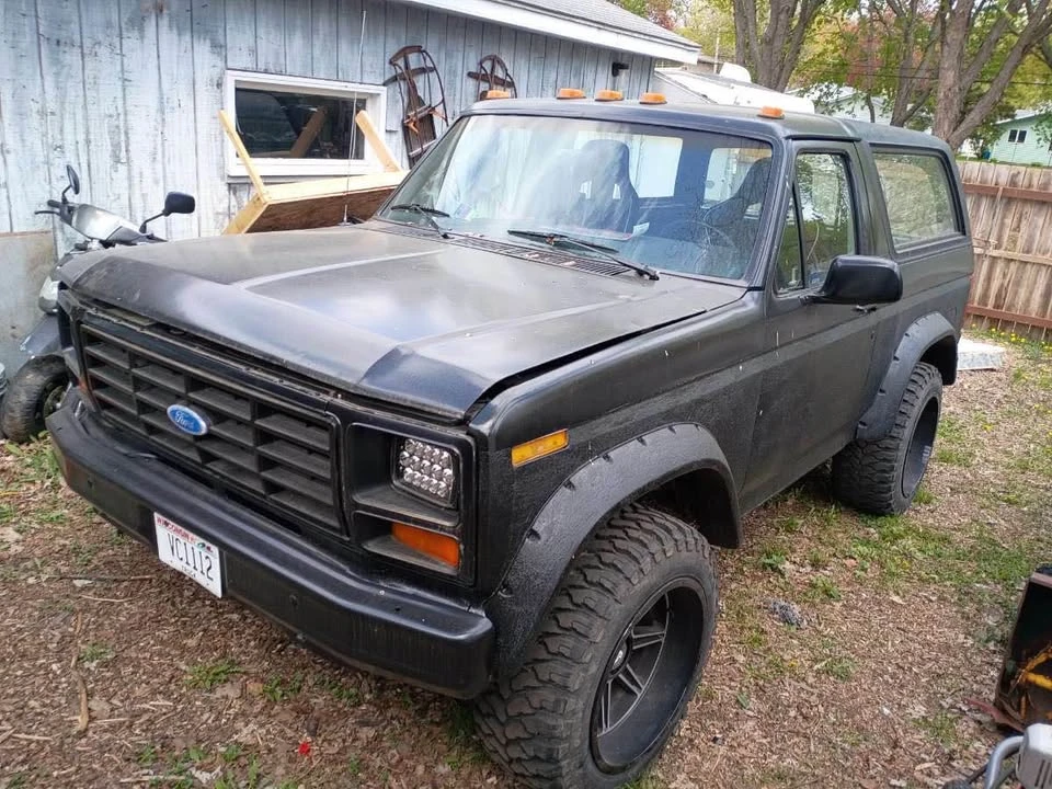 1981 Ford Bronco 3rd Gen - Image 2 of 7