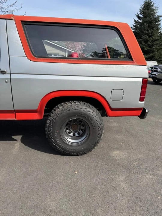 1981 Ford Bronco 3rd Gen - Image 2 of 18