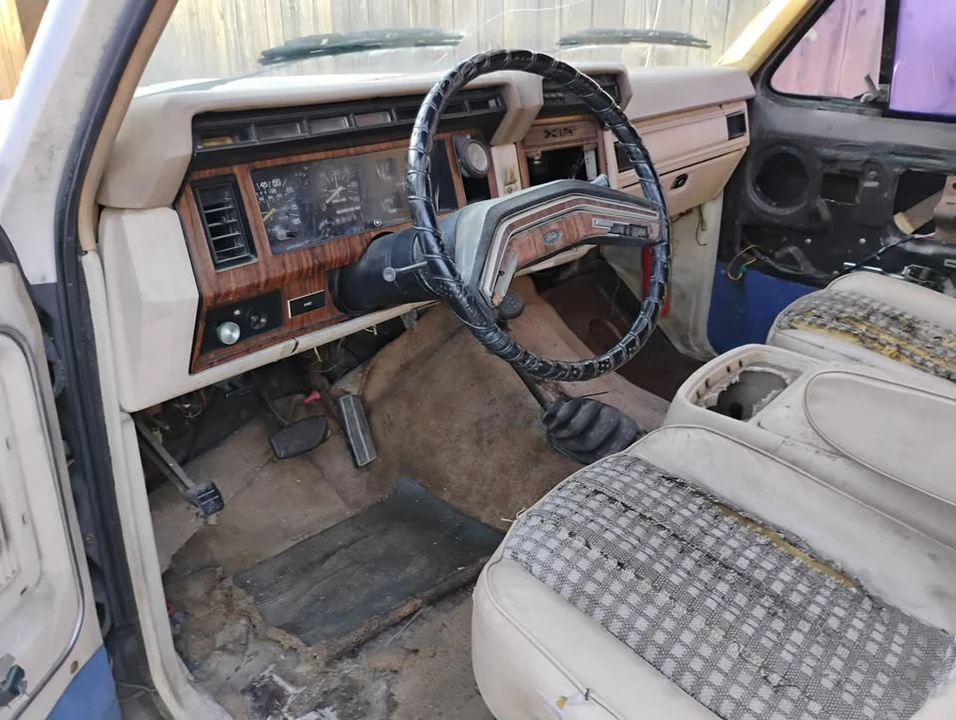1981 Ford Bronco 3rd Gen - Image 11 of 14