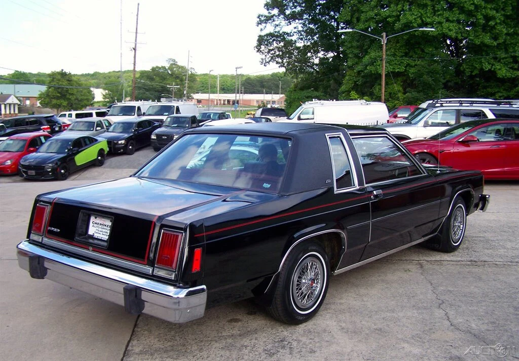 1981 Ford LTD - Image 4 of 21