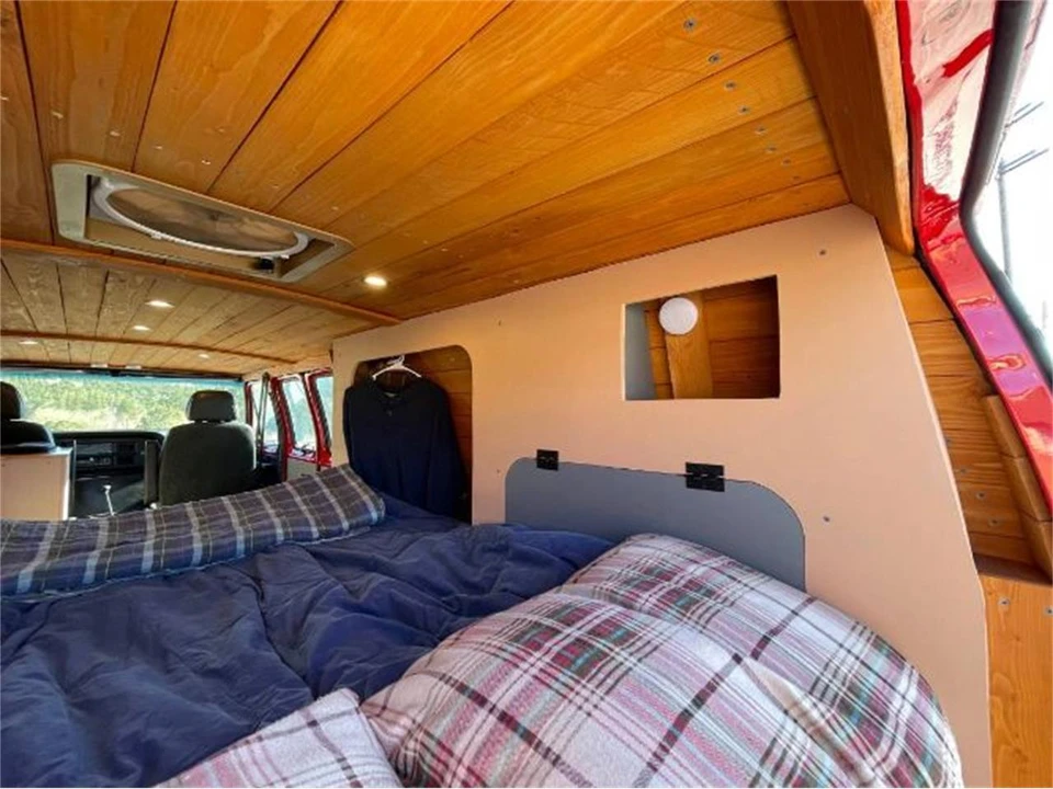 1981 Ford Econoline Van - Image 16 of 25