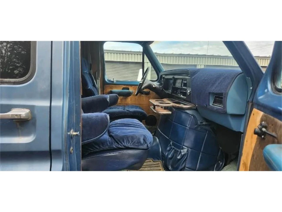 1981 Ford Econoline Van - Image 9 of 17