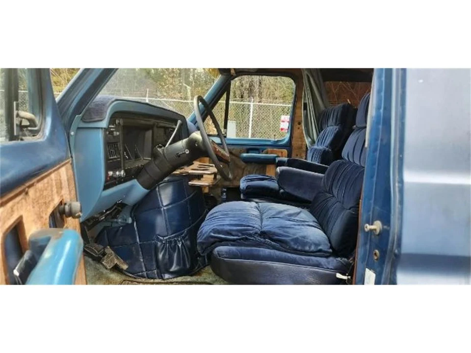 1981 Ford Econoline Van - Image 11 of 17