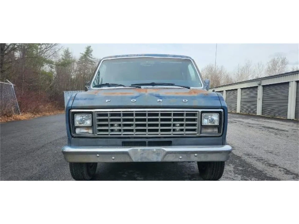 1981 Ford Econoline Van - Image 12 of 17