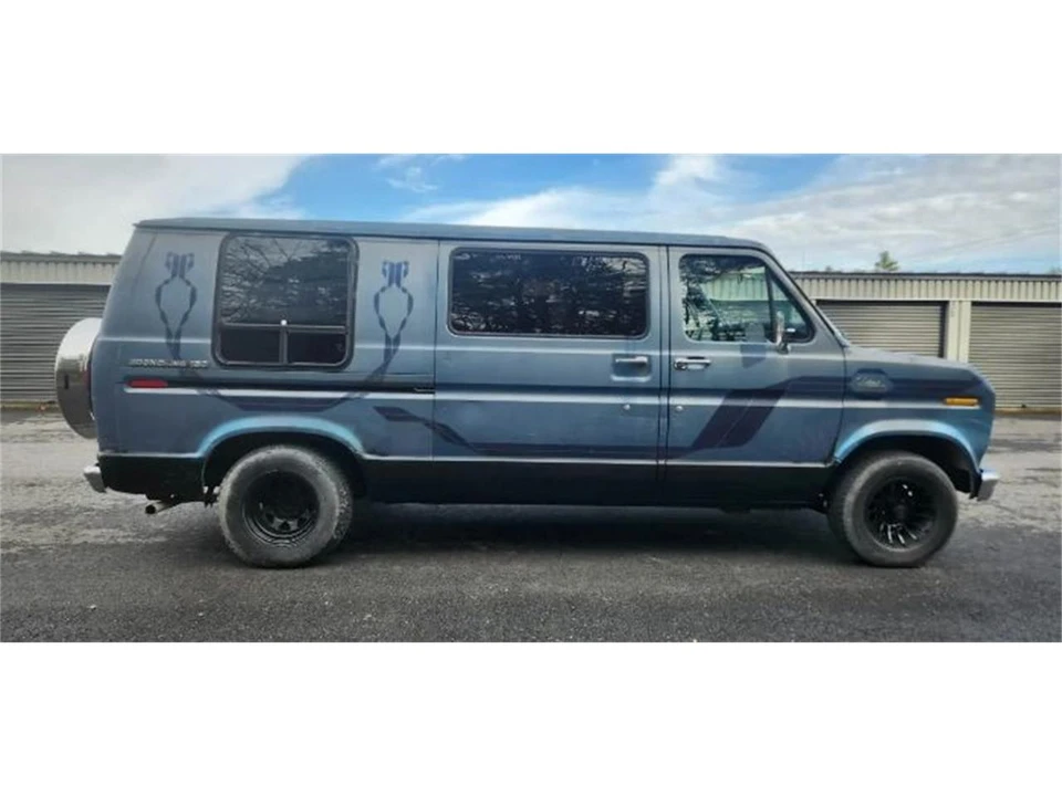 1981 Ford Econoline Van - Image 15 of 17