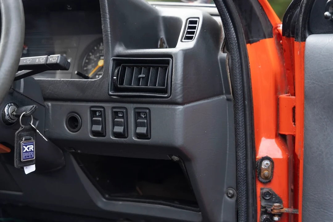 1981 Ford Escort - Image 25 of 30