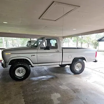 1981 Ford F-150 FX4 Pickup 2D 6 1/2 ft