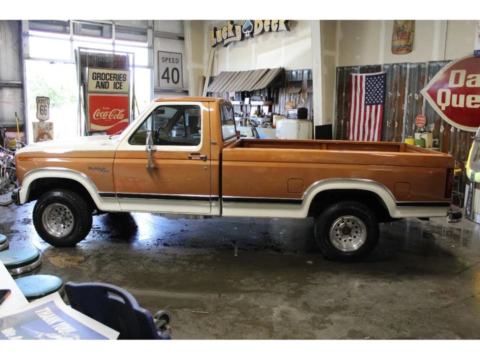 1981 Ford F-Series 7th Gen - Image 2 of 31