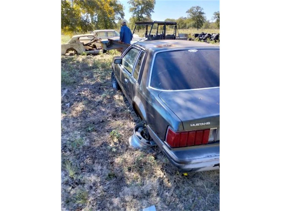 1981 Ford Mustang 3rd Gen - Image 3 of 4