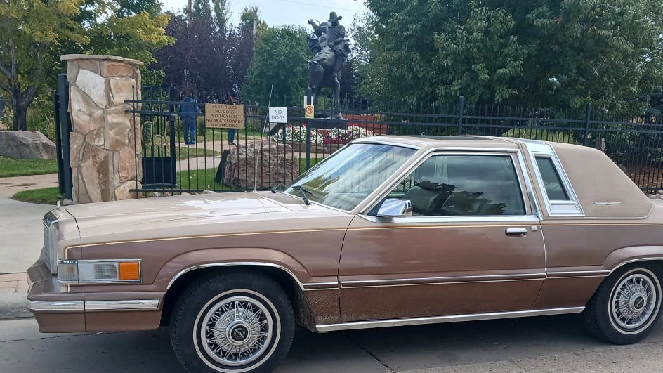 1981 Ford Thunderbird 8th Gen - Image 5 of 5
