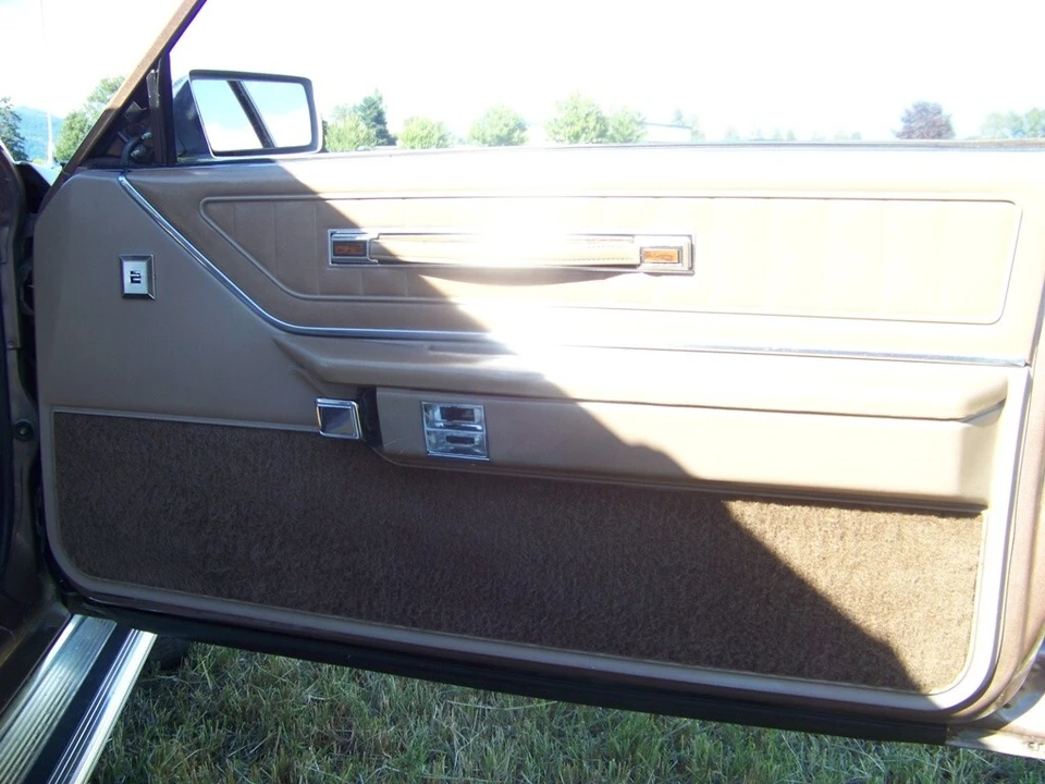 1981 Ford Thunderbird 8th Gen - Image 7 of 17