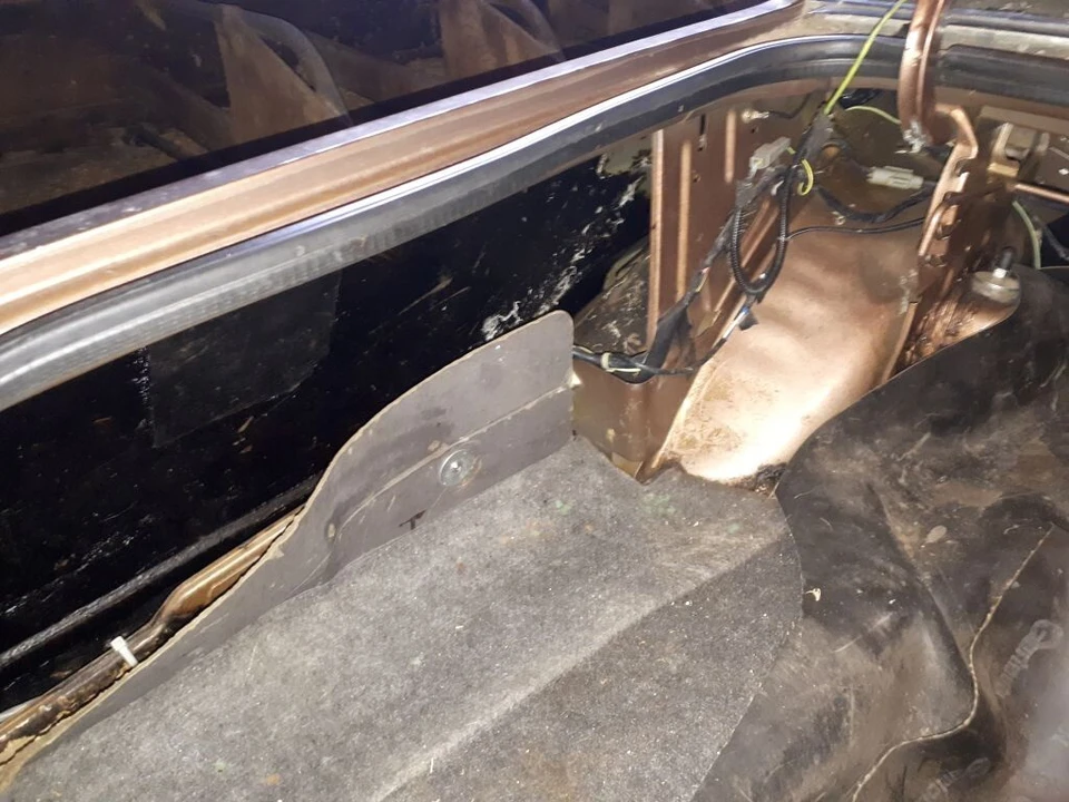 1981 Ford Thunderbird 8th Gen - Image 11 of 17