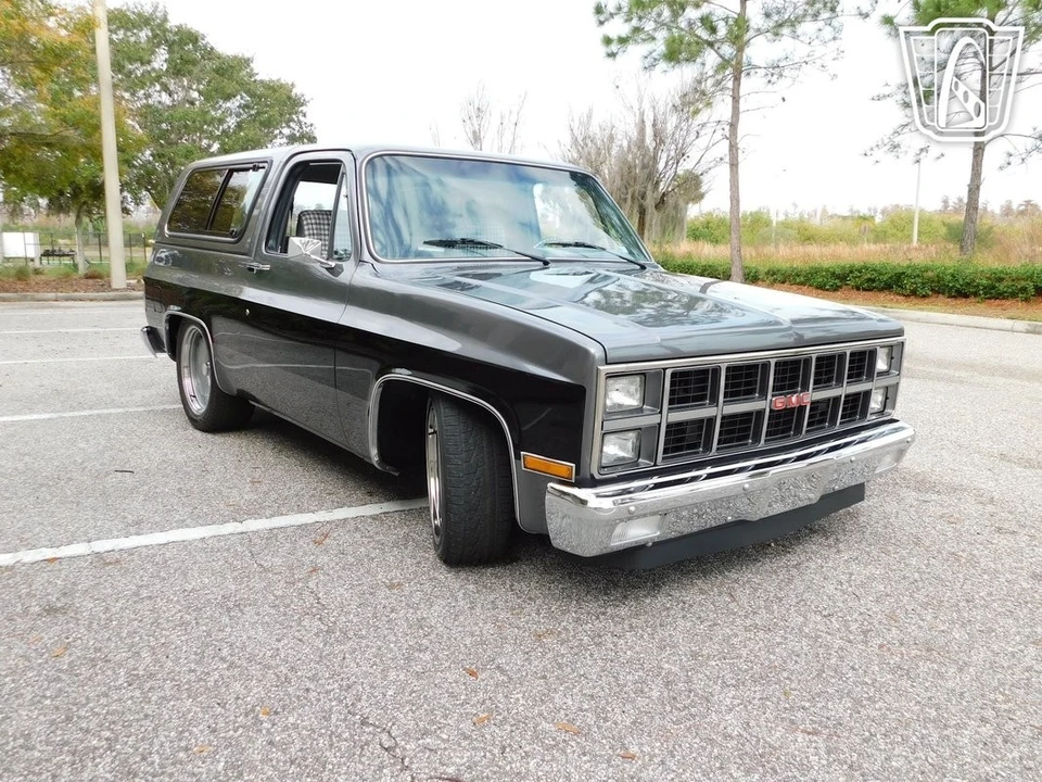1981 GMC Jimmy 2nd Gen - Image 11 of 12