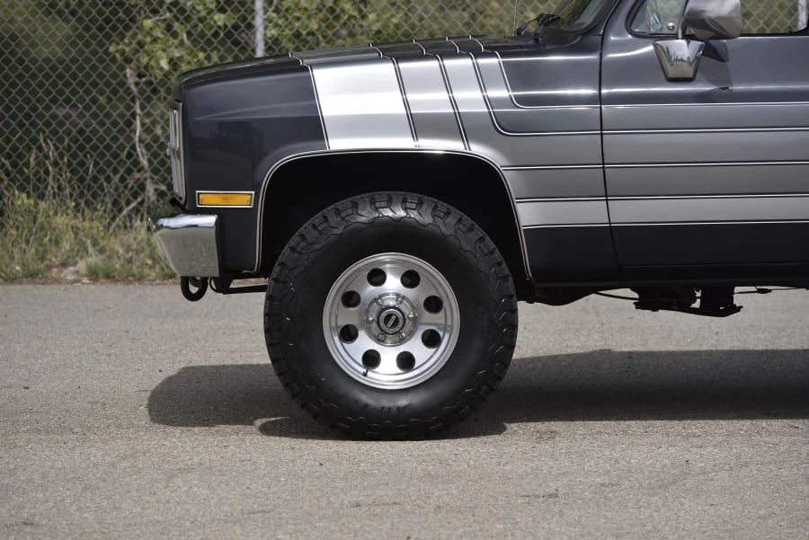 1981 GMC Jimmy 2nd Gen - Image 9 of 28