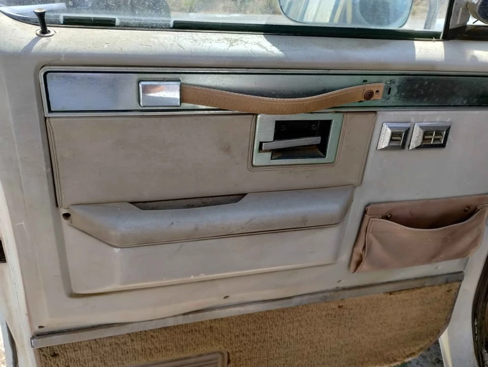 1981 GMC Jimmy 2nd Gen - Image 16 of 19