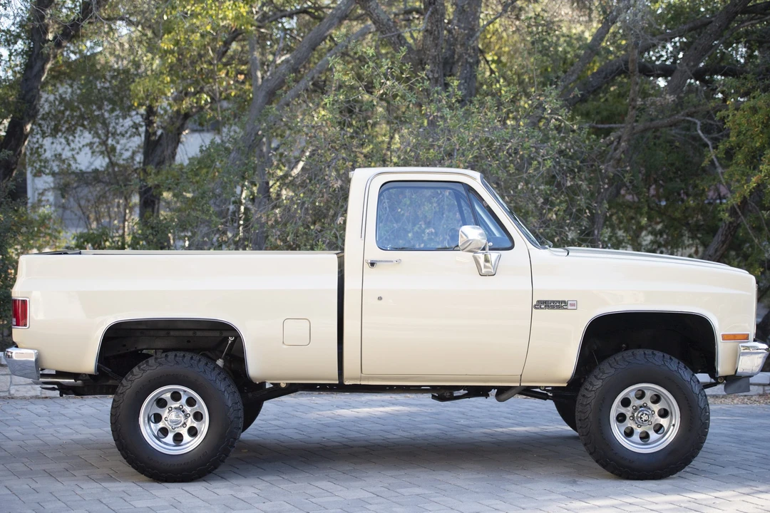 1981 GMC C/K 3rd Gen - Image 6 of 31