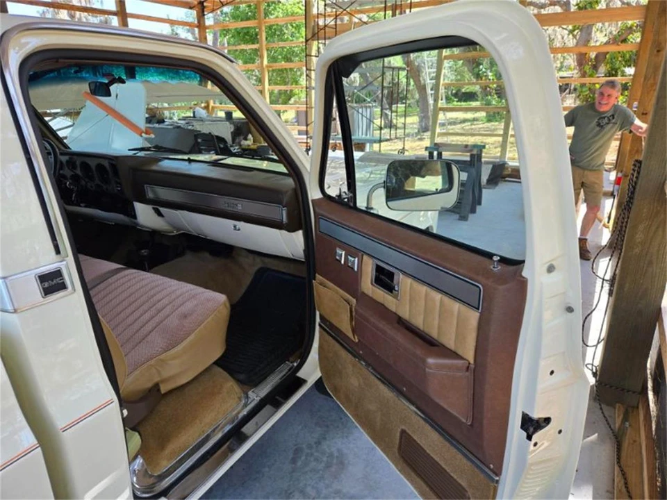 1981 GMC C/K 3rd Gen - Image 9 of 28