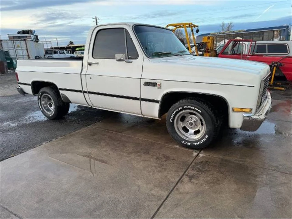 1981 GMC C/K 3rd Gen - Image 18 of 18