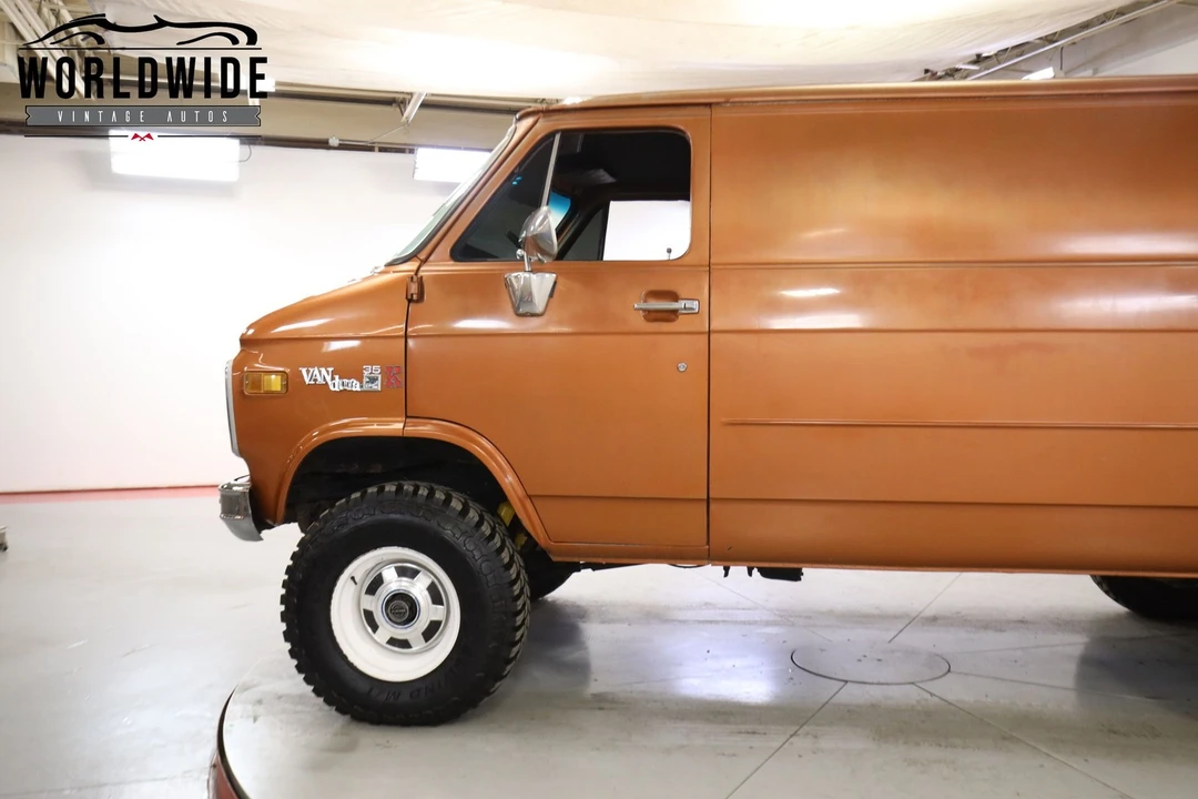 1981 GMC G-series Van - Image 5 of 12