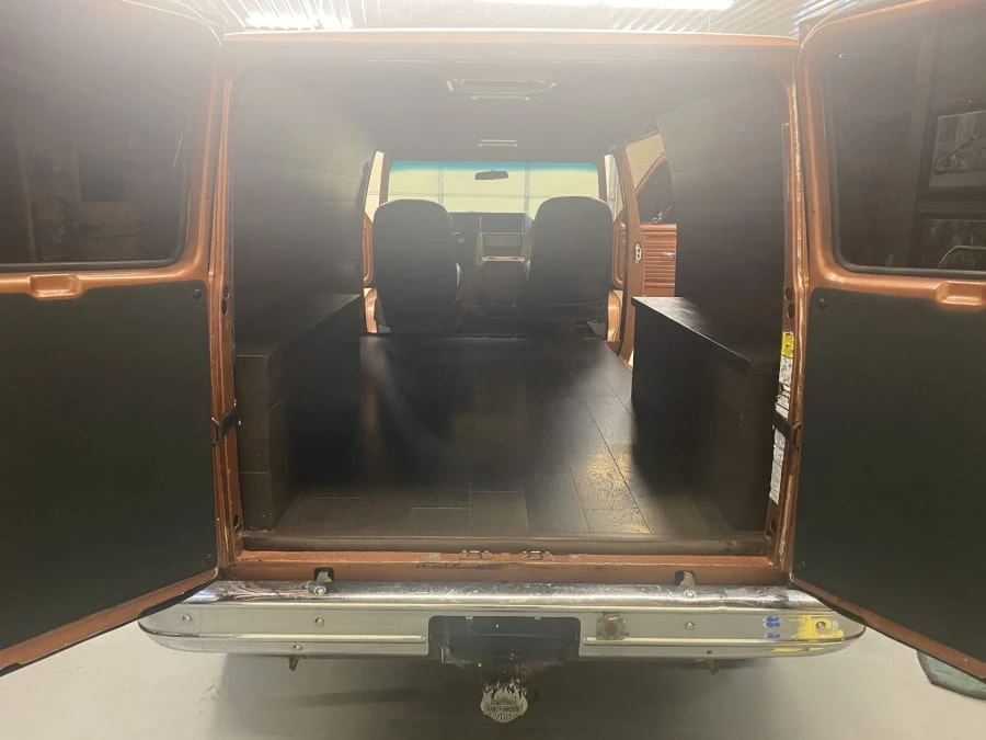 1981 GMC G-series Van - Image 8 of 9
