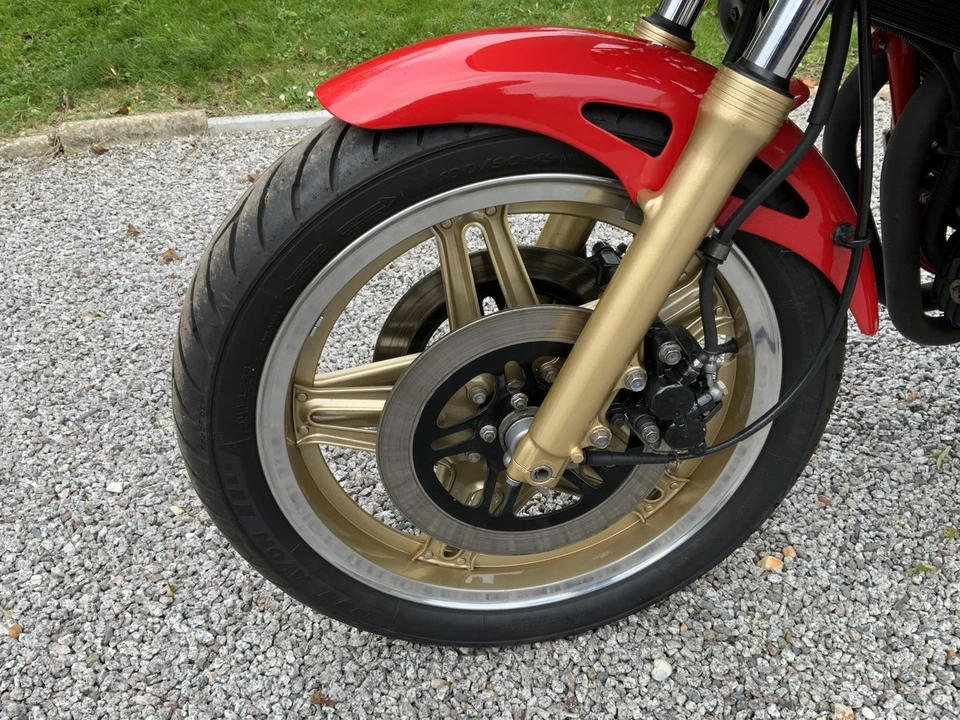 1981 Honda Super Sport: CB750F & CB900F & CB1100F - Image 12 of 30