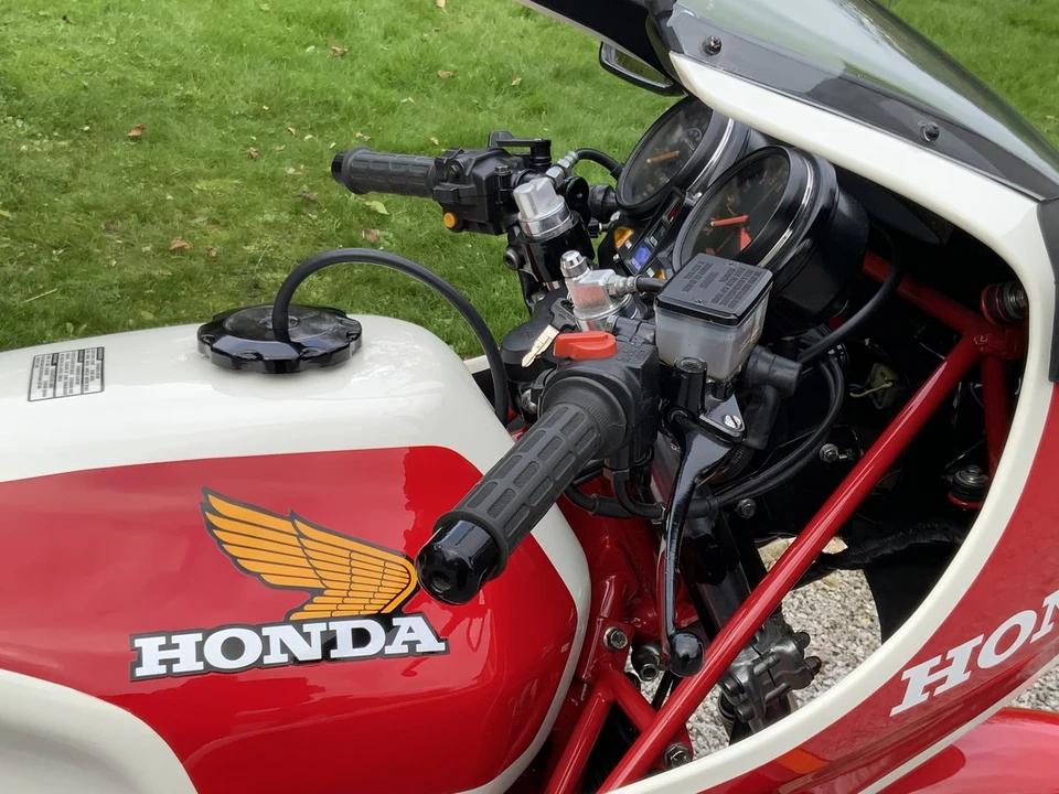 1981 Honda Super Sport: CB750F & CB900F & CB1100F - Image 15 of 30