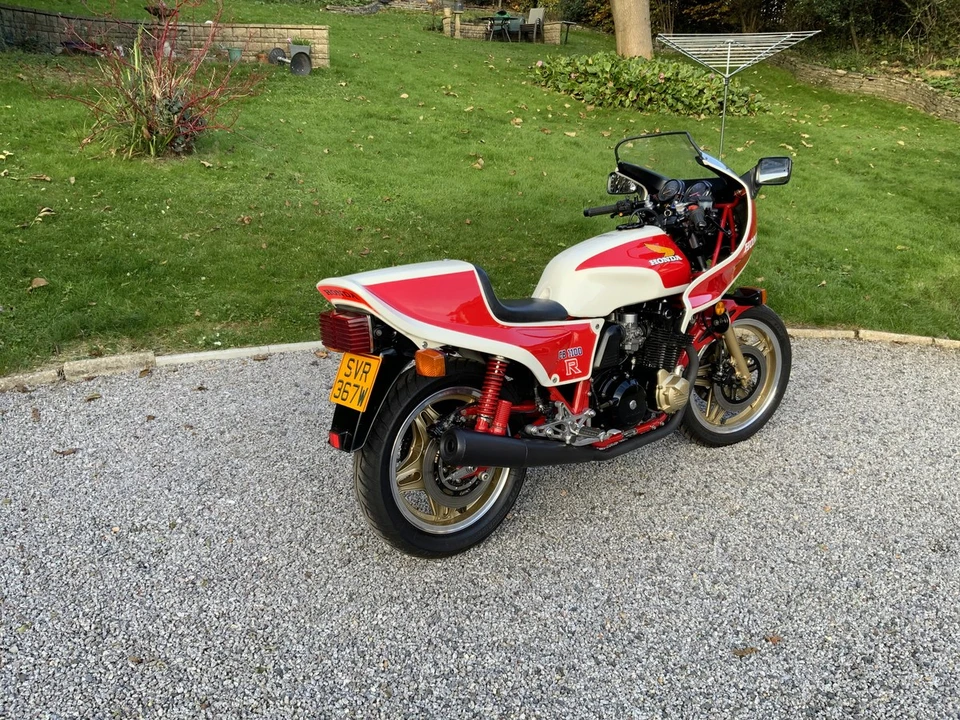 1981 Honda Super Sport: CB750F & CB900F & CB1100F - Image 5 of 30