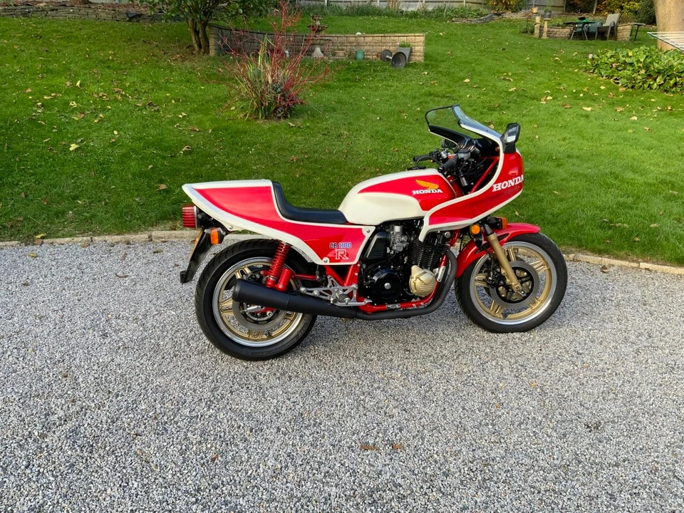 1981 Honda Super Sport: CB750F & CB900F & CB1100F - Image 6 of 30
