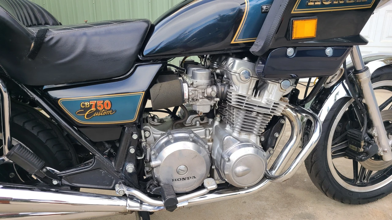 1981 Honda CB650C & CB750C & CB900C & CB1000C - Image 26 of 31