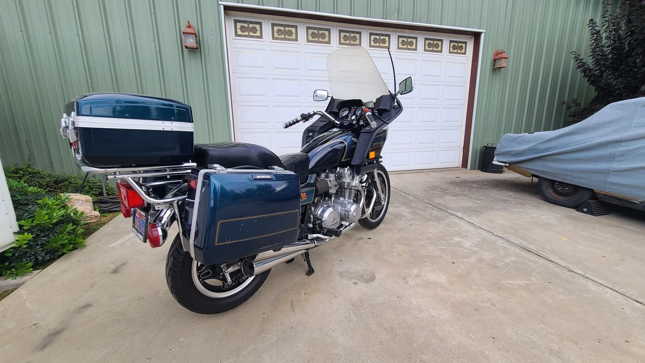 1981 Honda CB650C & CB750C & CB900C & CB1000C - Image 14 of 31